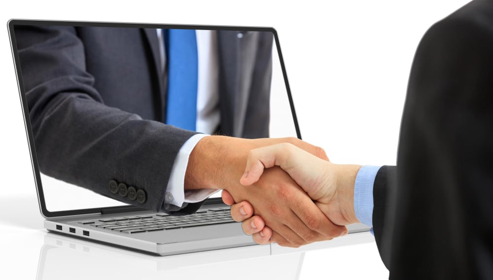 paralegal virtual assistant helping a client then shakehands