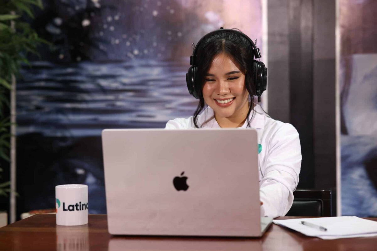a female latino pro property management VA