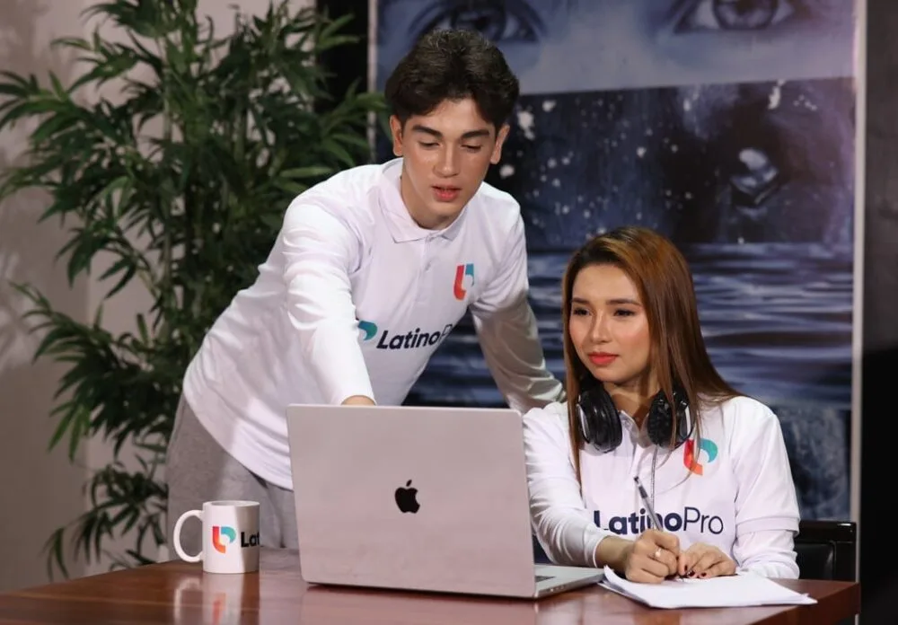 Find out about virtual assistant Salary and career growth with our collaborative, professional LatinoPro team