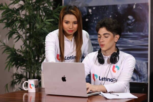 Two professionals collaborate. Hire from top legal outsourcing companies