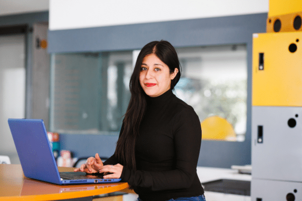 Hire a Spanish-Speaking Virtual Assistant for Your Business Today
